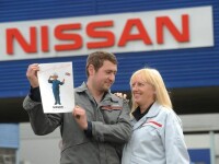 Chris, Nissan