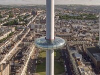 Cum se vede lumea din cel mai inalt turn de observatie din lume, gigantul care ridica 200 de oameni la 138 metri. FOTO+VIDEO