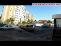 Ciocnire intre o motocicleta si o masina, in Cluj. Motivul pentru care ambii conducatori s-au trezit cu dosare penale