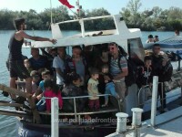Navă cu 69 de migranți la bord, depistată în apropiere de Mangalia