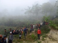 Un avion de pasageri s-a prăbuşit în Indonezia