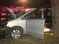 Șofer în stare gravă după ce s-a oprit cu mașina în copac, în Bistrița. Ce spun martorii