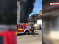 Incendiu uriaş, aproape de centrul Clujului. Ce a explodat în clădire