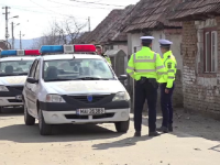 Poliţist din Bucureşti, bătut cu pumnii și picioarele de doi bărbați la Tecuci