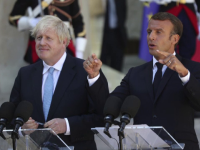 Emmanuel Macron si Boris Johnson