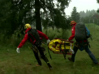 Patru persoane, printre care și 2 copii, au murit lovite de fulger în Polonia