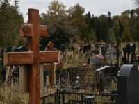 Doi adolescenți au fost torturați, violați și îngropați de vii într-un cimitir. Motivul e șocant