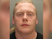 Pedofil prins după ce o fetiță l-a recunoscut în magazin și i l-a arătat tatălui său