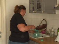 Românii aruncă uleiul folosit la chiuvetă, deși ar putea primi gratuit altul în loc. Ce trebuie să facă