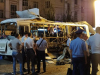 VIDEO. Momentul în care un autobuz explodează, în Rusia. Două persoane au murit și 17 au fost rănite