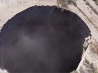 Autoritățile din Chile investighează o dolină mare și misterioasă din apropierea minei de cupru