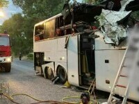 VIDEO Trei români au murit într-un accident de autocar în Bulgaria. Cinci răniți au fost aduși în țară