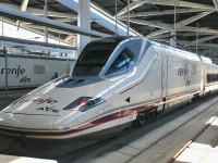 Un român a oprit circulația trenurilor de mare viteză în jumătate din Spania după ce a furat 600 m de cablu