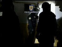 Spărgători de locuințe din Buzău, prinși când încercau să fugă din țară. Valoarea bunurilor furate