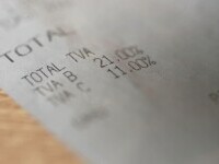 Prima zi cu noul TVA, mărit, de până la 21%, de la care se așteaptă salvarea bugetului. Cine a scumpit, cine nu încă