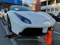 Două autoturisme de 260.000 de euro au fost confiscate de polițiști, în Oradea și Iași. Ce nereguli au fost descoperite. FOTO