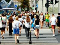Economia României a crescut cu 1,2% din PIB. Scăderea consumului și factorii externi mențin riscul de recesiune