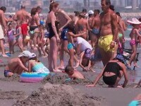 Număr record de turiști pe litoral de Sfânta Maria. Peste 200.000 de oameni s-au bucurat de soare și distracție la mare