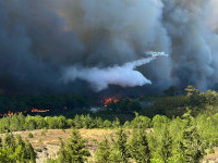 Peste 250 de persoane, evacuate după un nou incendiu în provincia Çanakkale din Turcia