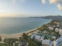 Un oraș turistic din China, renumit pentru staţiunile sale de pe malul mării şi plajele nisipoase, se închide de urgență