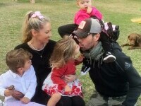 Enrique Iglesias va deveni din nou tată. Anna Kournikova este însărcinată cu al patrulea copil la 44 de ani
