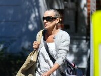 Sarah Jessica Parker, de nerecunoscut pe străzile din Hamptons. Actrița de 60 de ani și-a făcut o schimbare de look. FOTO