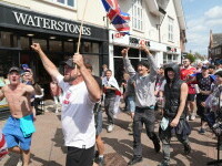 Doi azilanți, arestați pentru violul unei adolescente de 12 ani, au pledat „nevinovat”. Ample proteste de stradă în UK