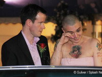 Sinead O\'Connor s-a casatorit pentru a patra oara. Uita-te ce avea pe maini, ca sa te inchini