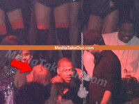 Jay-Z, prins cu o blonda intr-un club din Las Vegas. Beyonce era la hotel. GALERIE FOTO