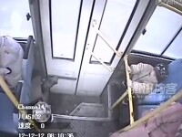femeie naste in autobuz