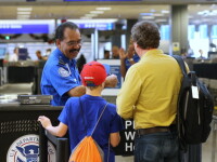 7 dintre cele mai neobisnuite obiecte confiscate pe aeroporturile americane