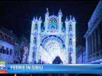 Tunel de lumini in centrul Sibiului. Au fost aprinse 55.000 de beculete, pe o instalatie de 40 de m