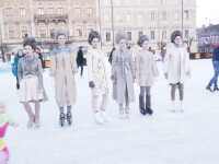 Rochii inedite cu motive de iarna, etalate pe patinoarul din Piata Unirii