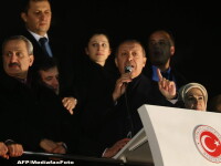Ministrul Zafer Caglayan si premierul Recep Erdogan