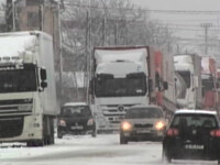 Trenuri blocate in zapada, avioane anulate, camioane trase pe dreapta. Iarna a inghetat traficul in sud-estul Romaniei