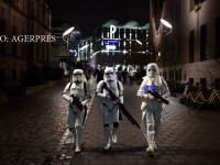 fani Star Wars pe o strada din Germania