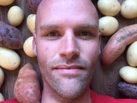 Un australian a mancat timp de 1 an de zile numai cartofi, ca sa incerce sa slabeasca. Cum arata acum Andrew Taylor. VIDEO