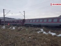 Incidente tot mai grave pe șine. O femeie a fost aruncată din tren, după ce a deraiat