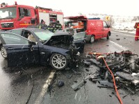 Grav accident în județul Cluj. Un bărbat a murit, iar alte patru persoane sunt rănite