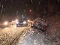 Probleme serioase cauzate de ninsorile din nordul țării. Muncitorii au aruncat nisip cu lopata