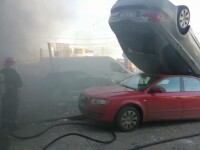 Mașini aruncate una peste alta după o explozie în Galați, în locul unei foste benzinării