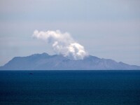 Vulcanul din Noua Zeelandă, prea activ pentru recuperarea trupurilor victimelor. VIDEO