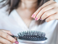 (P) Îți cade părul. Ce ar trebui să faci?