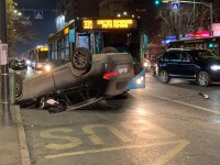 Accident între un autobuz STB și două mașini în București. Trei persoane rănite