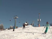 Stațiunea de schi din România unde stratul de zăpadă depășește 50 de cm. „Nu mă aşteptam”