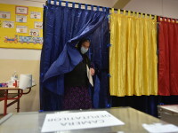 Cetățenii își exercită dreptul de vot, cu ocazia alegerilor parlamentare