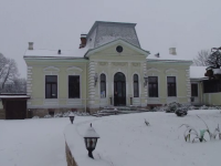 Conacele boierești se reinventează în acest an. Clienții pot comanda decorațiuni și platouri cu bunătăți