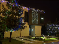 Cum și-au împodobit românii casele pentru Sărbători. Amenajarea poate costa mii de euro