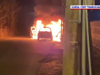 Mașină incendiată