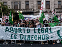 Manifestatii pentru legalizarea avortului în Argentina